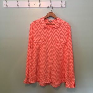 American Eagle long sleeve button down shirt.